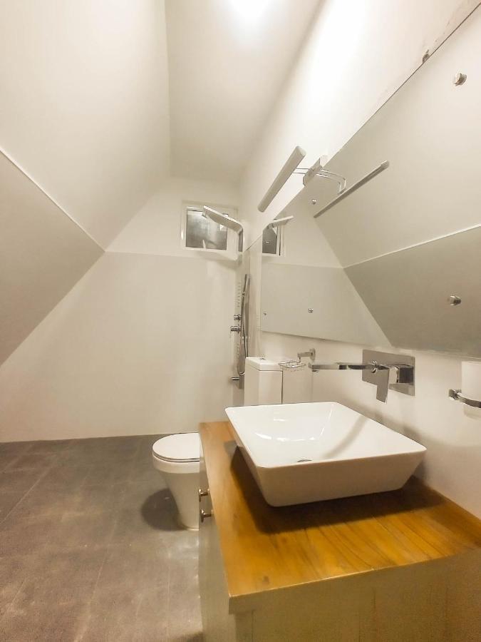 Once In Ella Otel Dış mekan fotoğraf